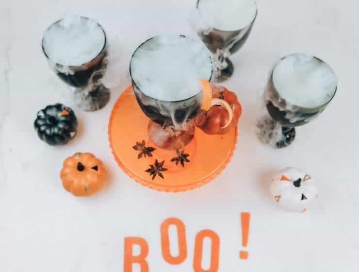 Main Witch Boogs Halloween cocktail